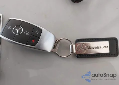 2021 Mercedes-Benz Glc 300 4Matic Suv z USA, uszkodzony, nr VIN W1N0G8EB1MF891884